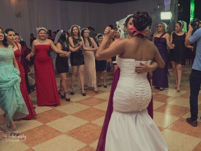 La boda de Jonathan  y Samara  en Minatitlán, Veracruz 25