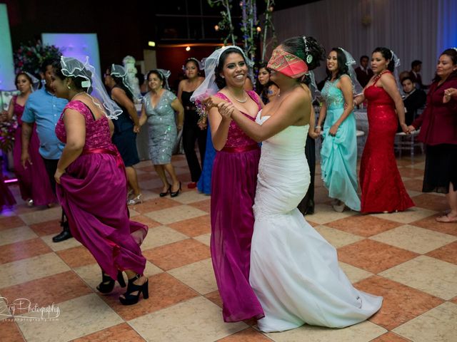 La boda de Jonathan  y Samara  en Minatitlán, Veracruz 26