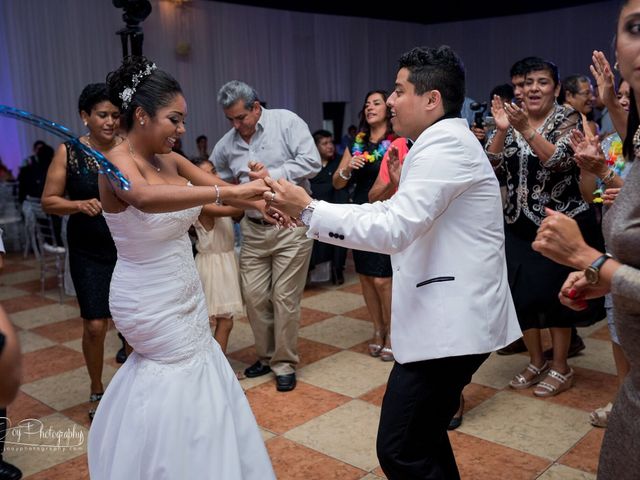 La boda de Jonathan  y Samara  en Minatitlán, Veracruz 36