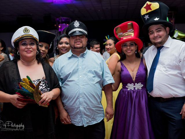 La boda de Jonathan  y Samara  en Minatitlán, Veracruz 43