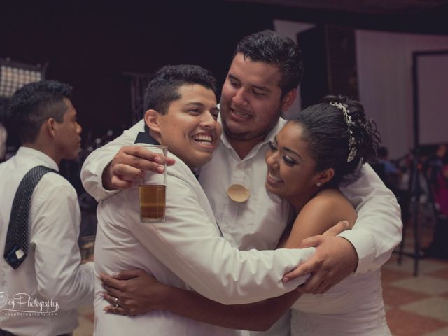 La boda de Jonathan  y Samara  en Minatitlán, Veracruz 58