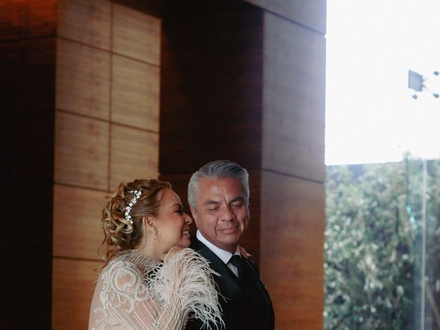 La boda de Héctor y Adriana en Álvaro Obregón, Ciudad de México 34