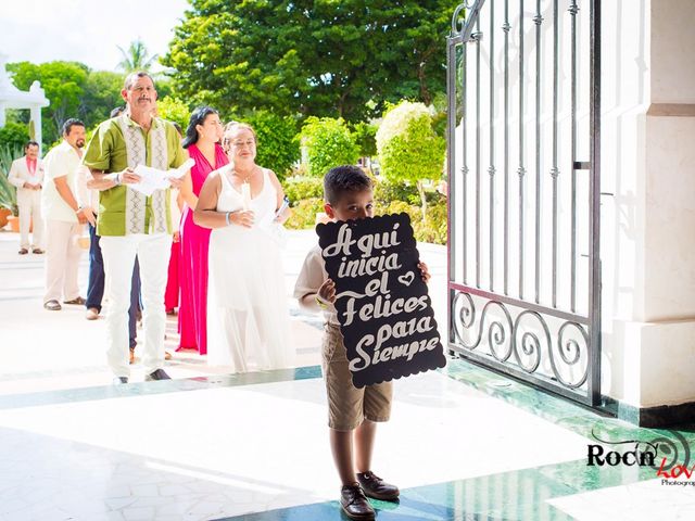 La boda de Ángel Eduardo y Alejandra en Puerto Aventuras, Quintana Roo 3