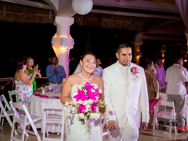 La boda de Ángel Eduardo y Alejandra en Puerto Aventuras, Quintana Roo 11