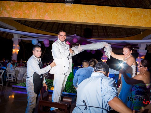 La boda de Ángel Eduardo y Alejandra en Puerto Aventuras, Quintana Roo 18