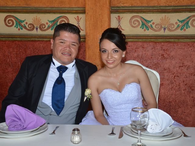 La boda de Miguel y Laura en Celaya, Guanajuato 35