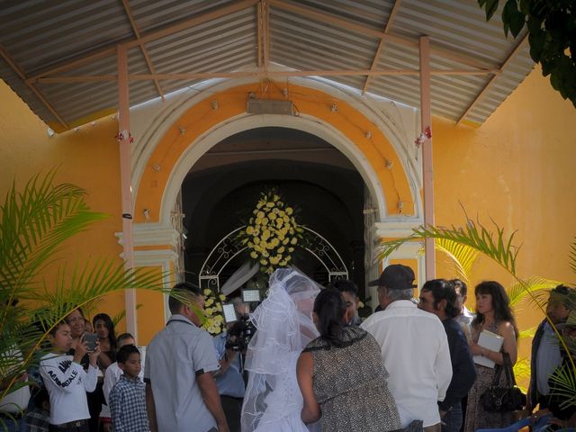 La boda de Luis y Bety en Izúcar de Matamoros, Puebla 12