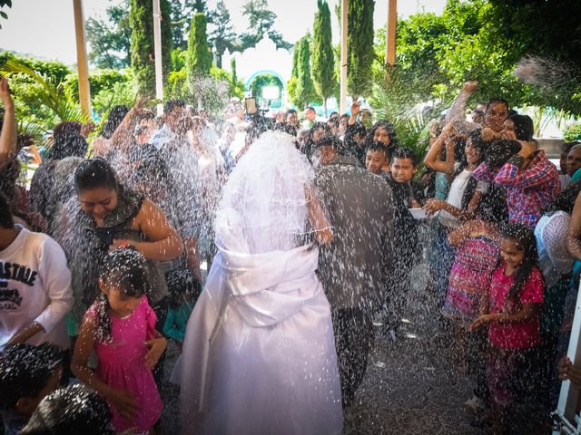 La boda de Luis y Bety en Izúcar de Matamoros, Puebla 33