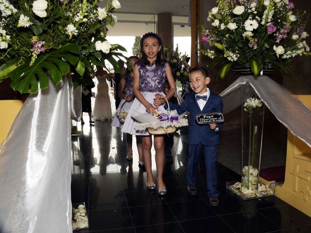 La boda de Javier y Fernanda en Temascalcingo, Estado México 20