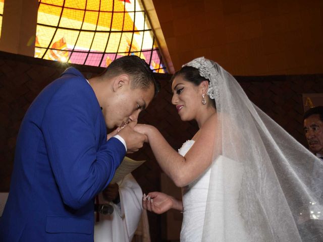 La boda de Javier y Fernanda en Temascalcingo, Estado México 29