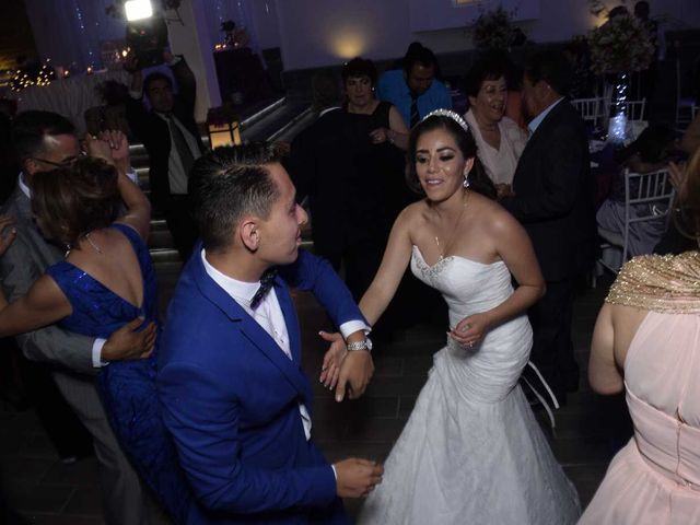 La boda de Javier y Fernanda en Temascalcingo, Estado México 69