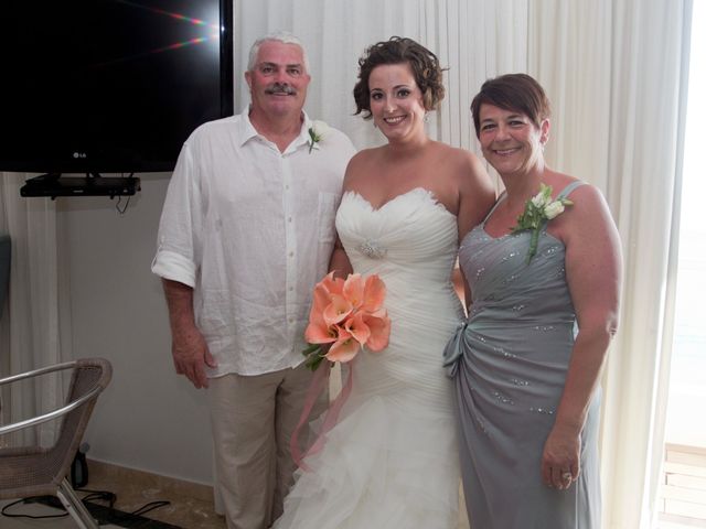 La boda de Jacob y Kacey en Ixtapa Zihuatanejo, Guerrero 32
