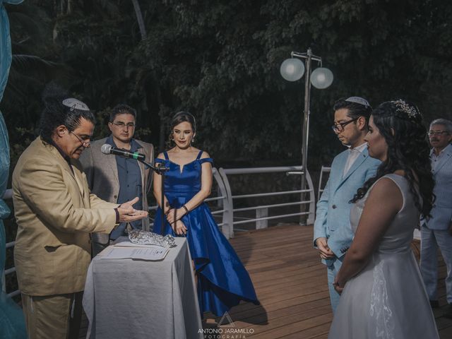 La boda de Alejandra y Mario en Acapulco, Guerrero 25