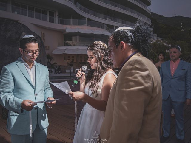 La boda de Alejandra y Mario en Acapulco, Guerrero 37