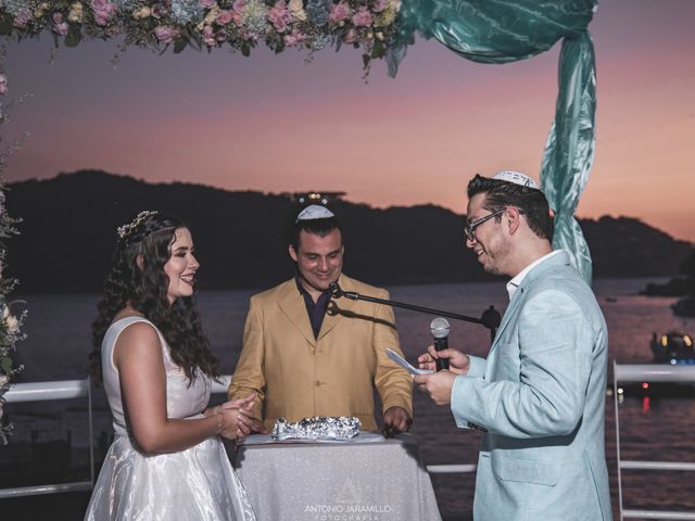 La boda de Alejandra y Mario en Acapulco, Guerrero 52
