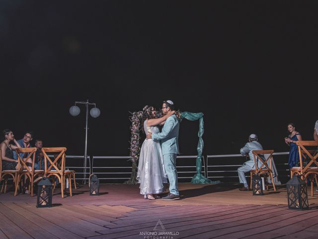 La boda de Alejandra y Mario en Acapulco, Guerrero 63