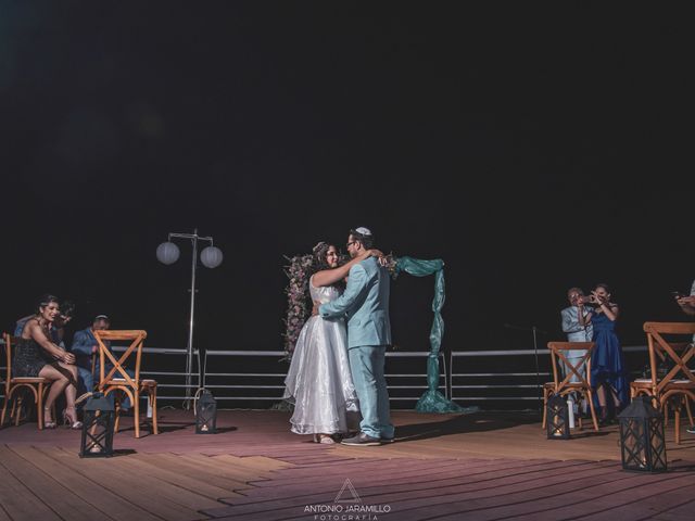 La boda de Alejandra y Mario en Acapulco, Guerrero 64