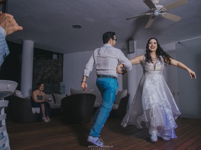 La boda de Alejandra y Mario en Acapulco, Guerrero 95