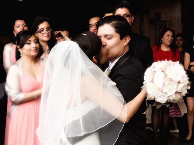 La boda de Jonathan  y Carolina en Coyoacán, Ciudad de México 40