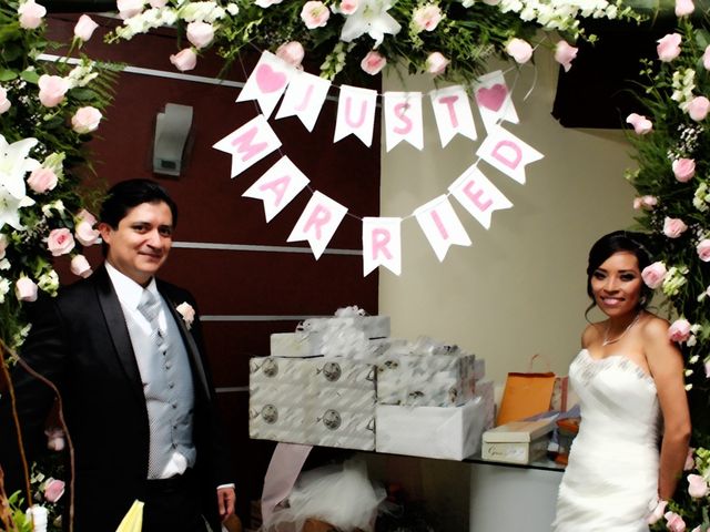 La boda de Jonathan  y Carolina en Coyoacán, Ciudad de México 54