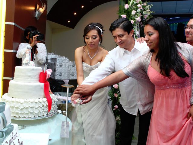 La boda de Jonathan  y Carolina en Coyoacán, Ciudad de México 89