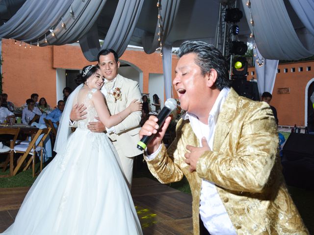 La boda de Alfredo y Esperanza en Ixtapan de La Sal, Estado México 20