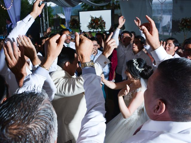 La boda de Alfredo y Esperanza en Ixtapan de La Sal, Estado México 24