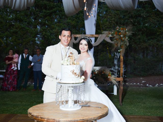 La boda de Alfredo y Esperanza en Ixtapan de La Sal, Estado México 27
