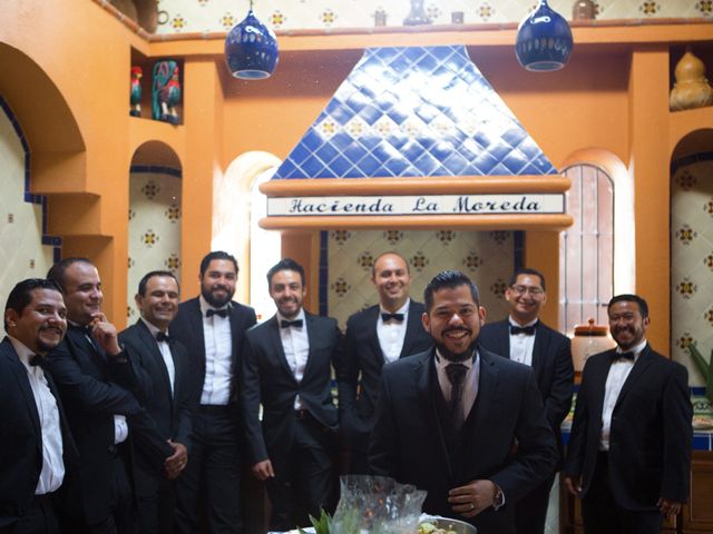 La boda de Carlos y Mariana en Guadalajara, Jalisco 16