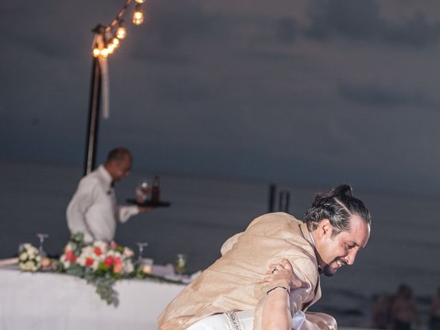 La boda de Edel y Raquel en Bahía de Banderas, Nayarit 25