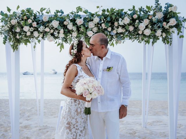La boda de Alfredo y Adriana en Cancún, Quintana Roo 6