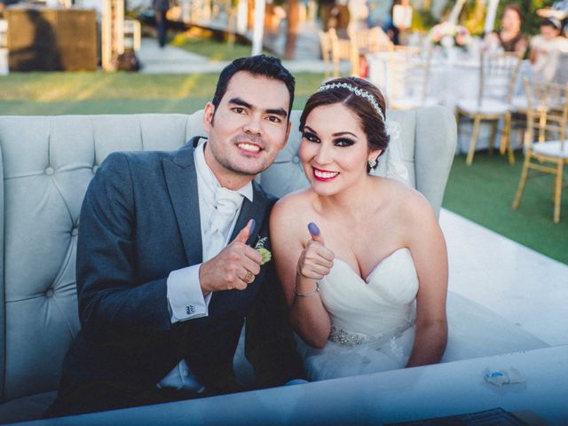 La boda de Julio y Elba en Mazatlán, Sinaloa 39