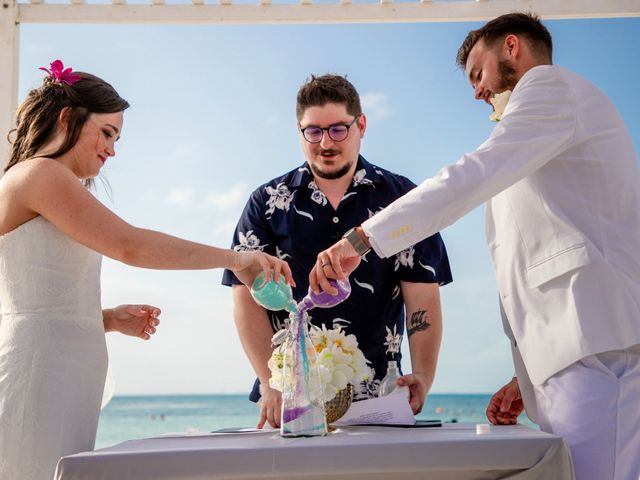 La boda de Bryce y Kearsten en Cancún, Quintana Roo 11