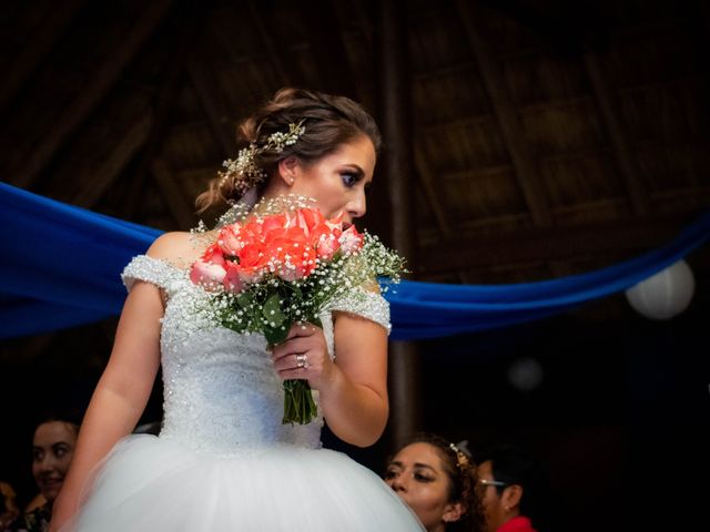 La boda de Marco y Nagheli en Veracruz, Veracruz 28