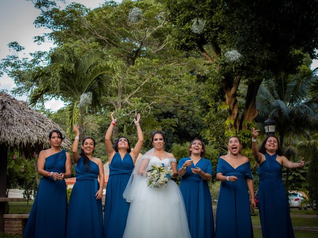 La boda de Marco y Nagheli en Veracruz, Veracruz 54