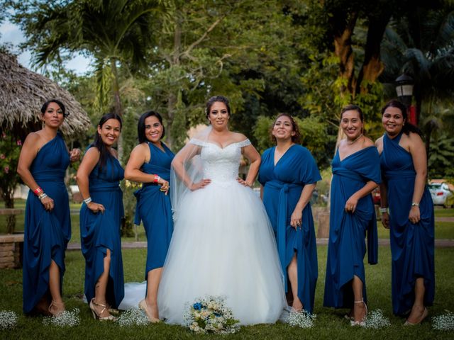 La boda de Marco y Nagheli en Veracruz, Veracruz 1