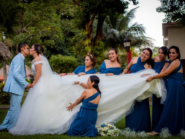 La boda de Marco y Nagheli en Veracruz, Veracruz 56