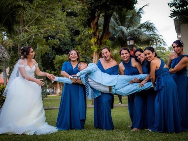 La boda de Marco y Nagheli en Veracruz, Veracruz 57