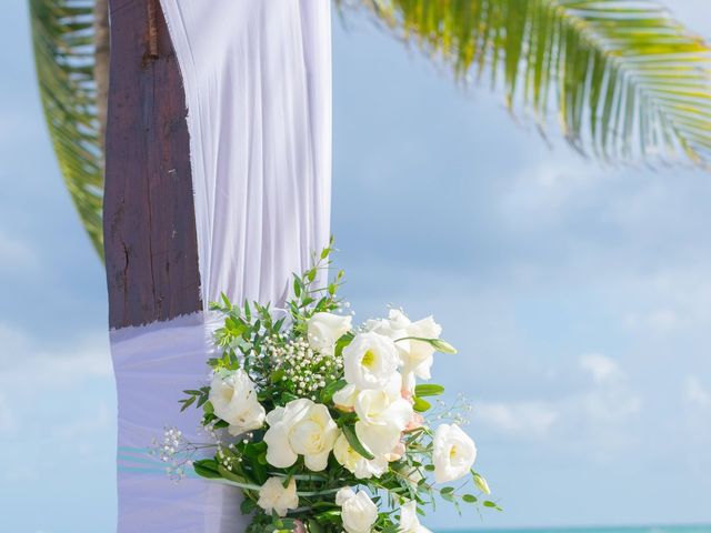 La boda de Charlie  y Ali en Cancún, Quintana Roo 7