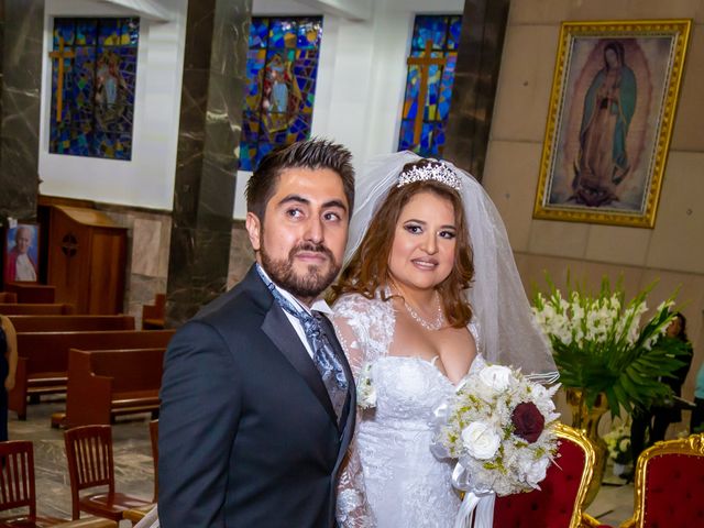 La boda de Jonathan y Laura en Ecatepec, Estado México 11