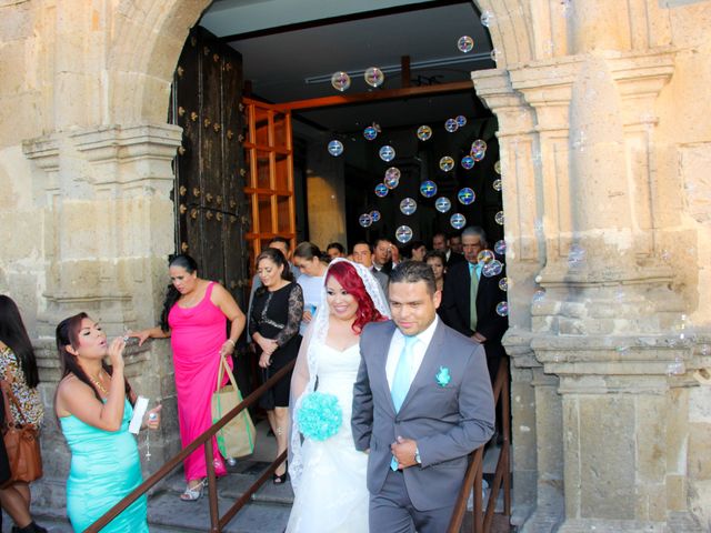 La boda de Erik y Claudia en Zapopan, Jalisco 14