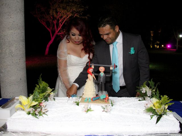 La boda de Erik y Claudia en Zapopan, Jalisco 20