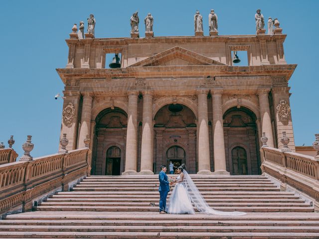 La boda de Adán y Violeta en Lagos de Moreno, Jalisco 20