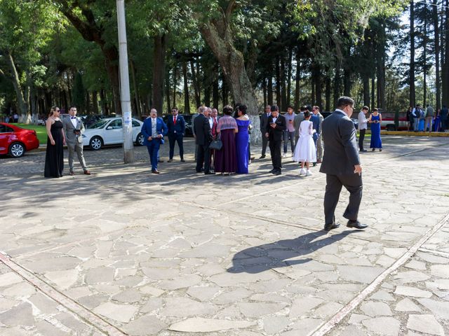 La boda de Ernesto y Fabiola en Villa del Carbón, Estado México 3
