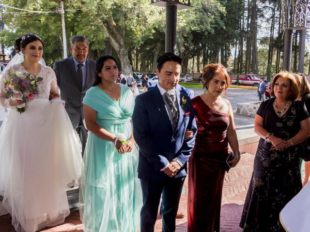 La boda de Ernesto y Fabiola en Villa del Carbón, Estado México 27
