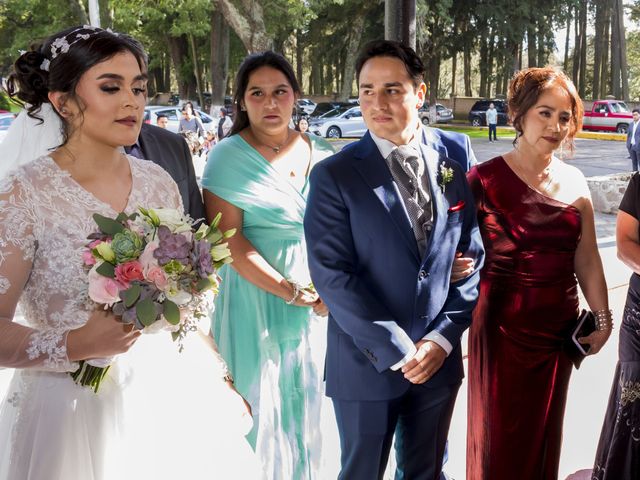 La boda de Ernesto y Fabiola en Villa del Carbón, Estado México 28