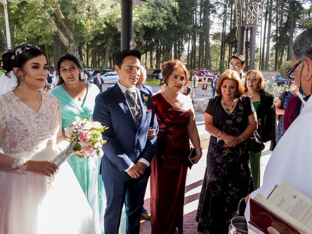 La boda de Ernesto y Fabiola en Villa del Carbón, Estado México 29