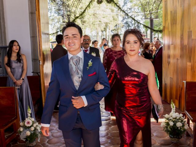 La boda de Ernesto y Fabiola en Villa del Carbón, Estado México 33