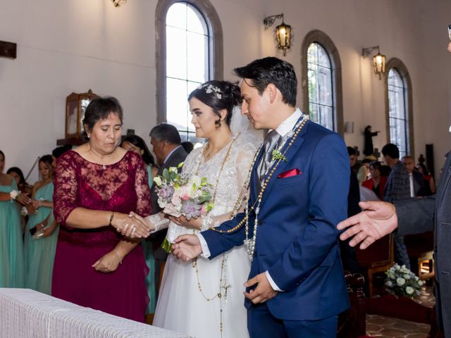 La boda de Ernesto y Fabiola en Villa del Carbón, Estado México 259