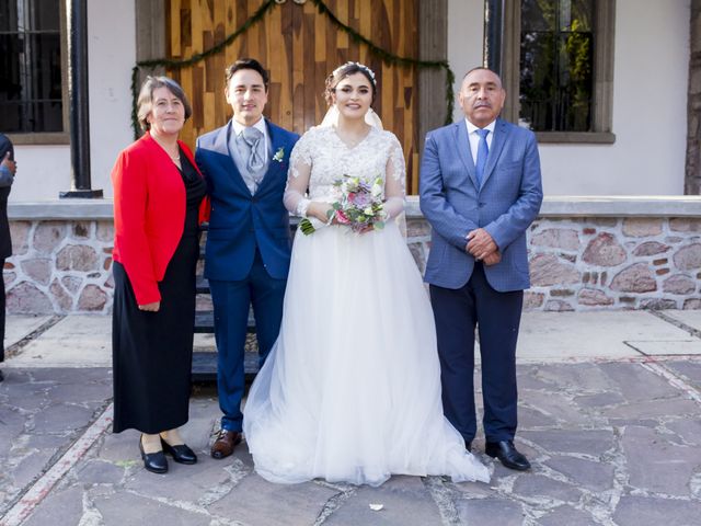 La boda de Ernesto y Fabiola en Villa del Carbón, Estado México 397